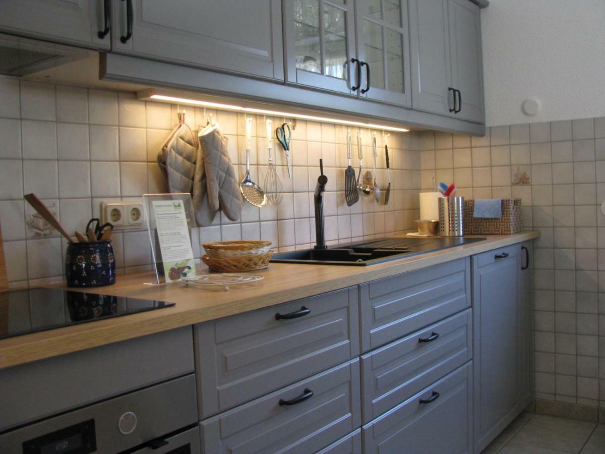 Ferienwohnung Herbsleben Экстерьер фото
