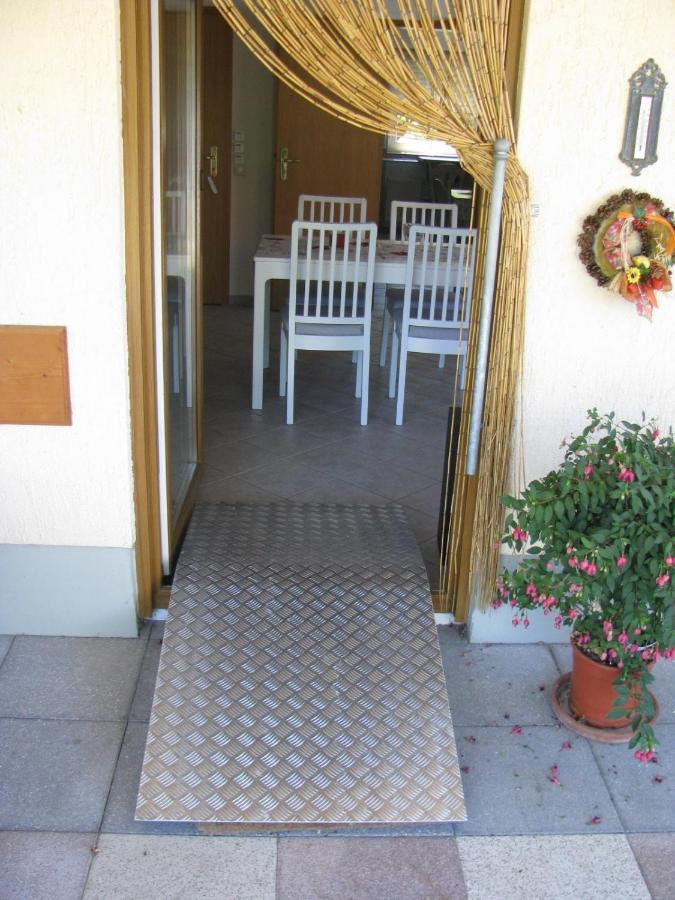 Ferienwohnung Herbsleben Экстерьер фото